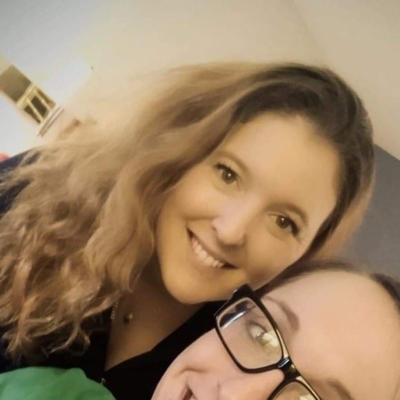 Meet your Posher, Abby - Picture 1 of 1